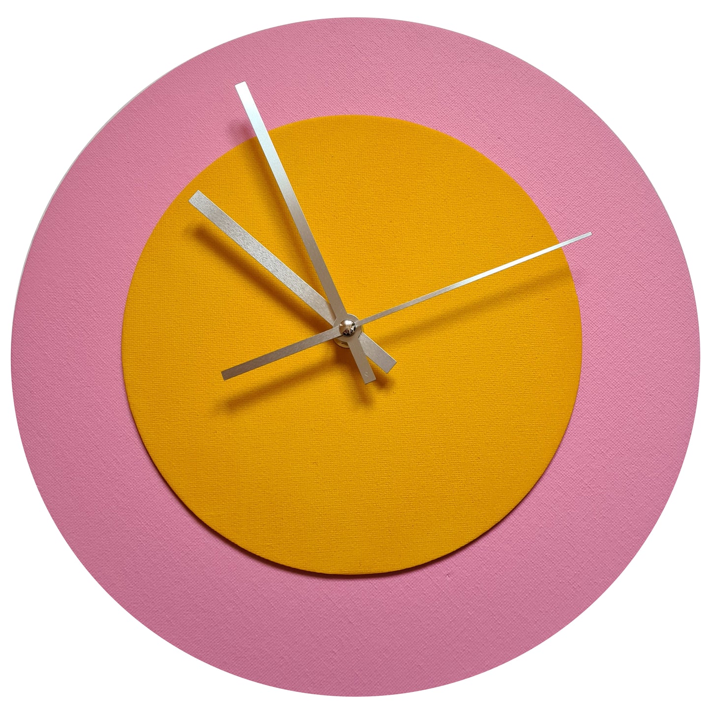 Pop Art Wanduhr Rosa  Sonnengelb mit silbernen Zeigern 30 cm rund
