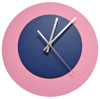 Pop Art Wanduhr Rosa  Dunkelblau mit silbernen Zeigern 30 cm rund
