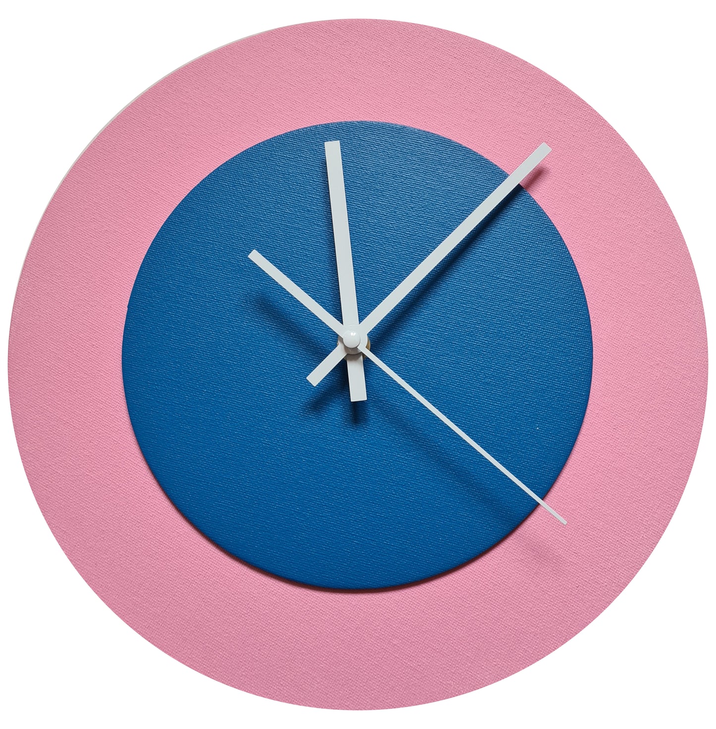 Pop Art Wanduhr Rosa  Mittelblau mit weißen Zeigern 30 cm rund
