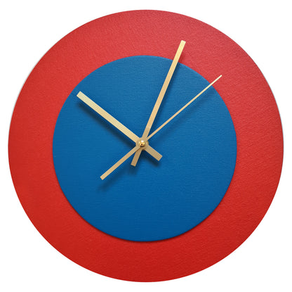 Pop Art Wanduhr Hellrot  Mittelblau mit goldenen Zeigern 30 cm rund
