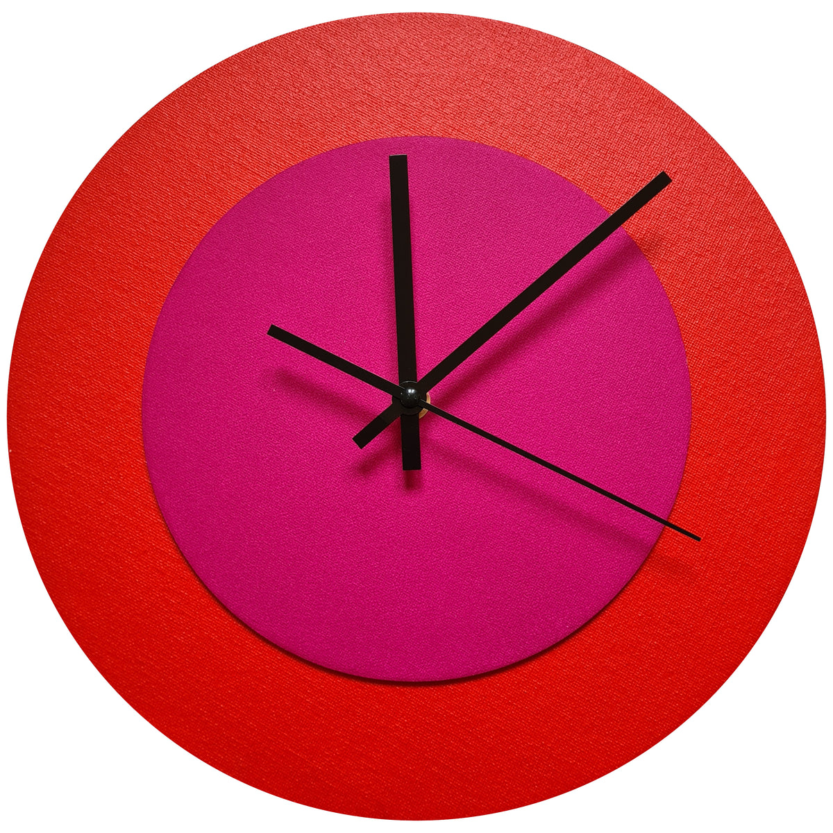 Pop Art Wanduhr Hellrot  Magentafarben mit schwarzen Zeigern 30 cm rund
