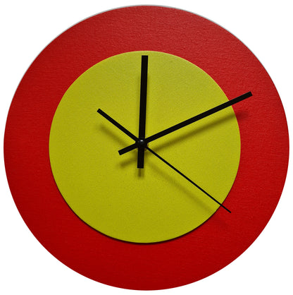 Pop Art Wanduhr Hellrot  Farngrün mit schwarzen Zeigern 30 cm rund
