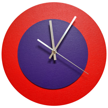 Pop Art Wanduhr Hellrot  Lilafarben mit silbernen Zeigern 30 cm rund
