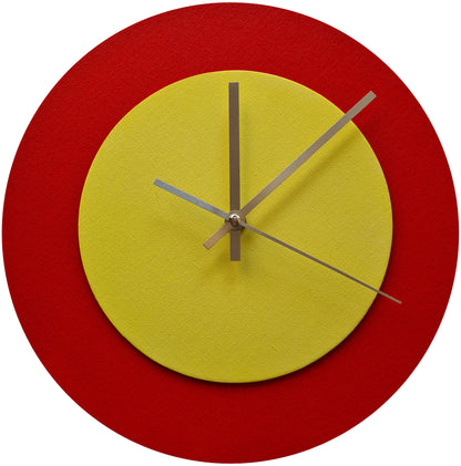 Pop Art Wanduhr Hellrot  Farngrün mit silbernen Zeigern 30 cm rund
