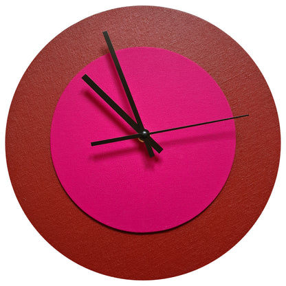 Pop Art Wanduhr Dunkelrot  Magentafarben mit schwarzen Zeigern 30 cm rund

