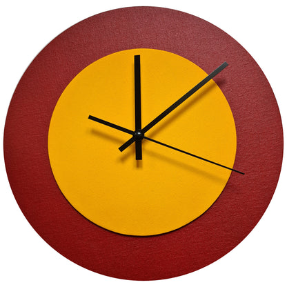 Pop Art Wanduhr Dunkelrot  Sonnengelb mit schwarzen Zeigern 30 cm rund
