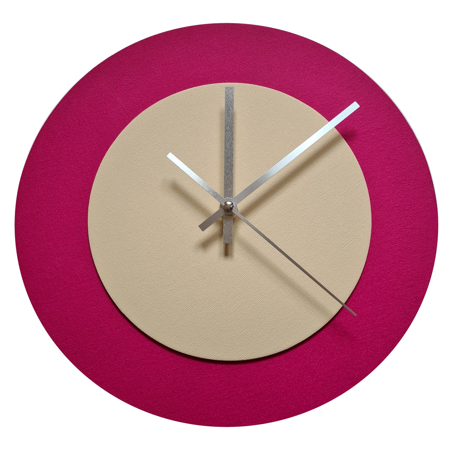 Pop Art Wanduhr Magenta  Cremefarben mit silbernen Zeigern 30 cm rund
