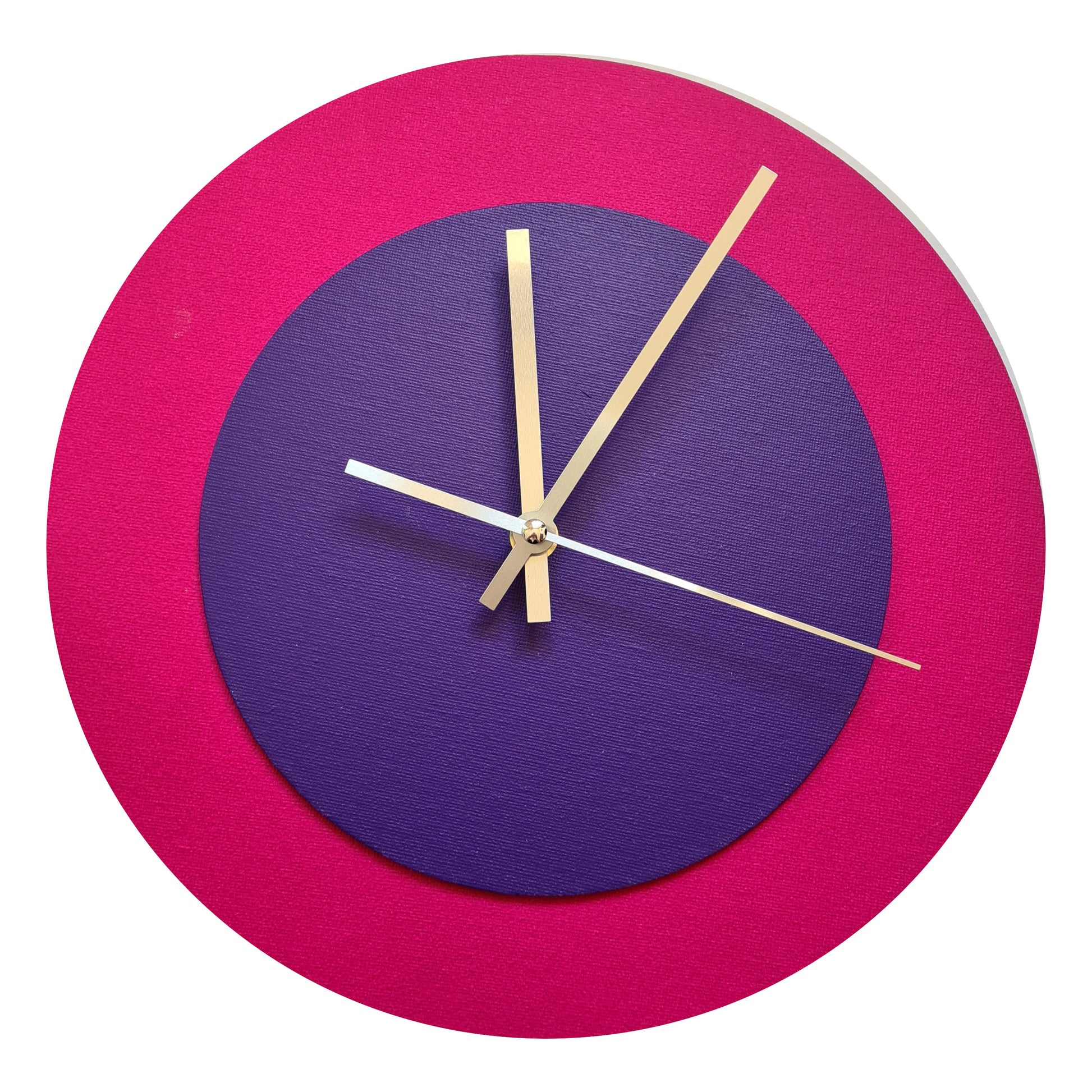 Pop Art Wanduhr Magenta  Lilafarben mit silbernen Zeigern 30 cm rund
