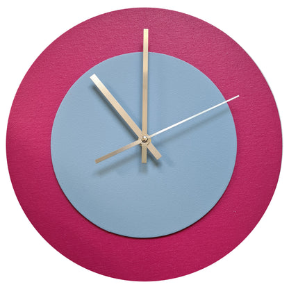Pop Art Wanduhr Magenta Hellblau  mit silbernen Zeigern 30 cm rund

