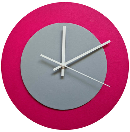 Pop Art Wanduhr Magenta  Grau mit weißen Zeigern 30 cm rund

