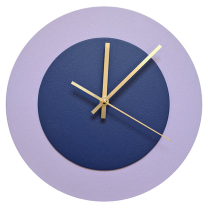 Pop Art Wanduhr Flieder  Dunkelblau mit goldenen Zeigern 30 cm rund
