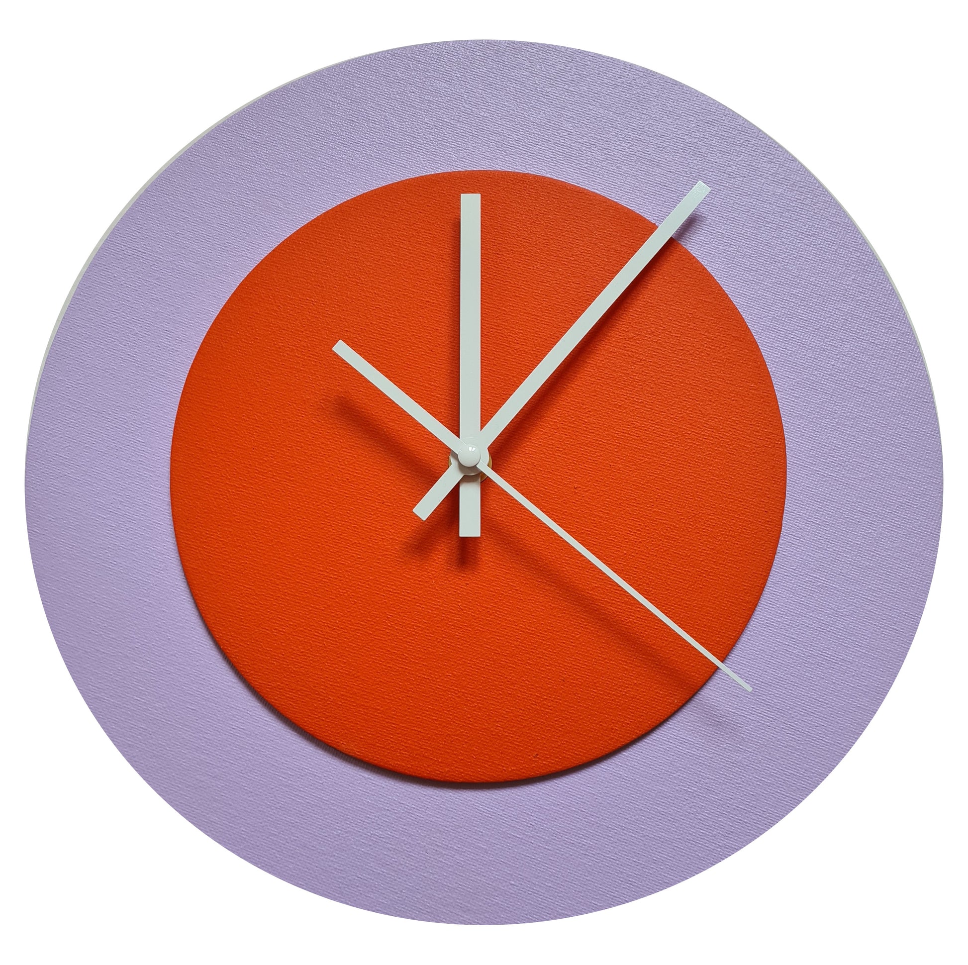 Pop Art Wanduhr Flieder  Orangefarben mit weißen Zeigern 30 cm rund
