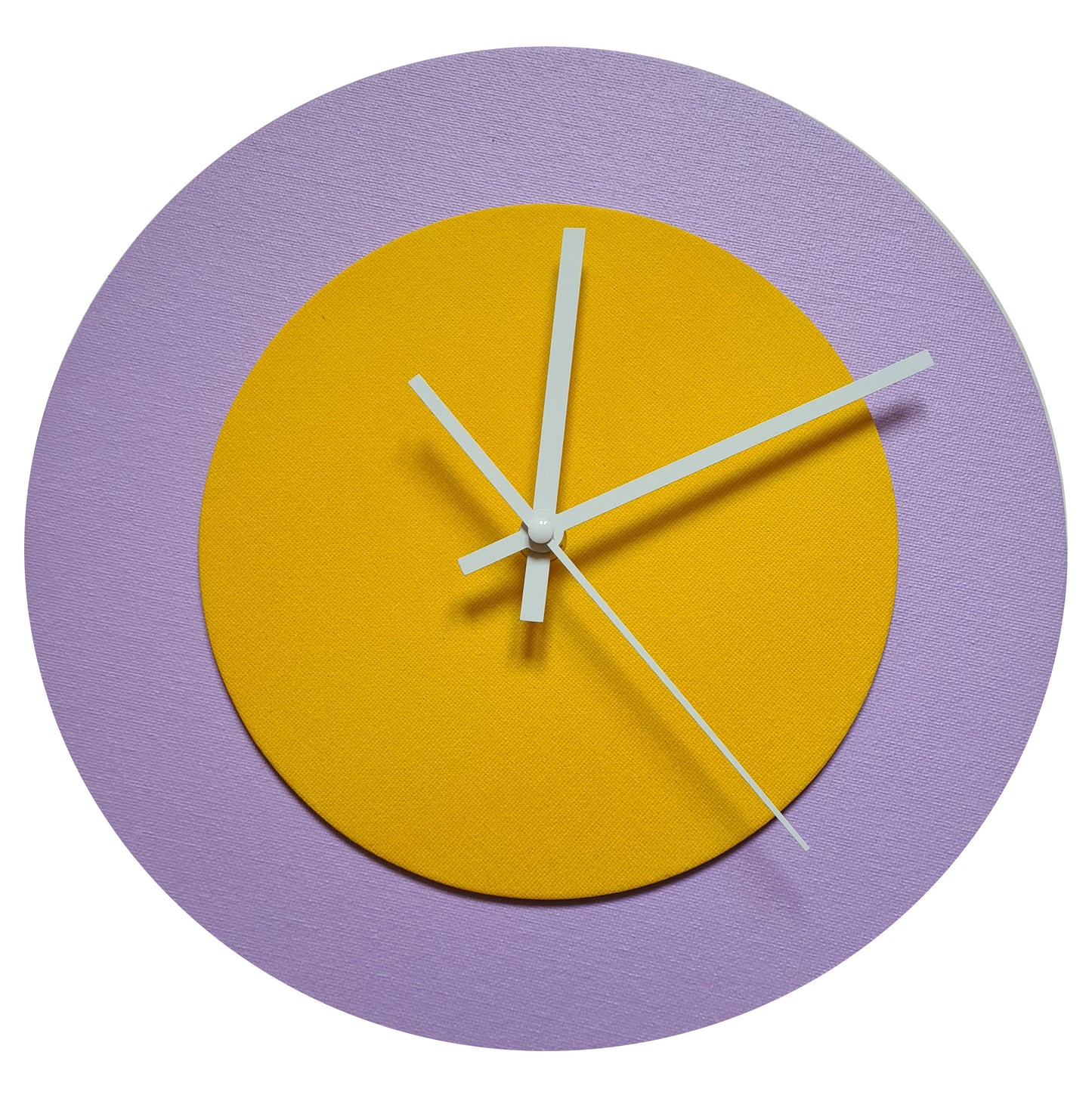 Pop Art Wanduhr Flieder  Sonnengelb mit weißen Zeigern 30 cm rund
