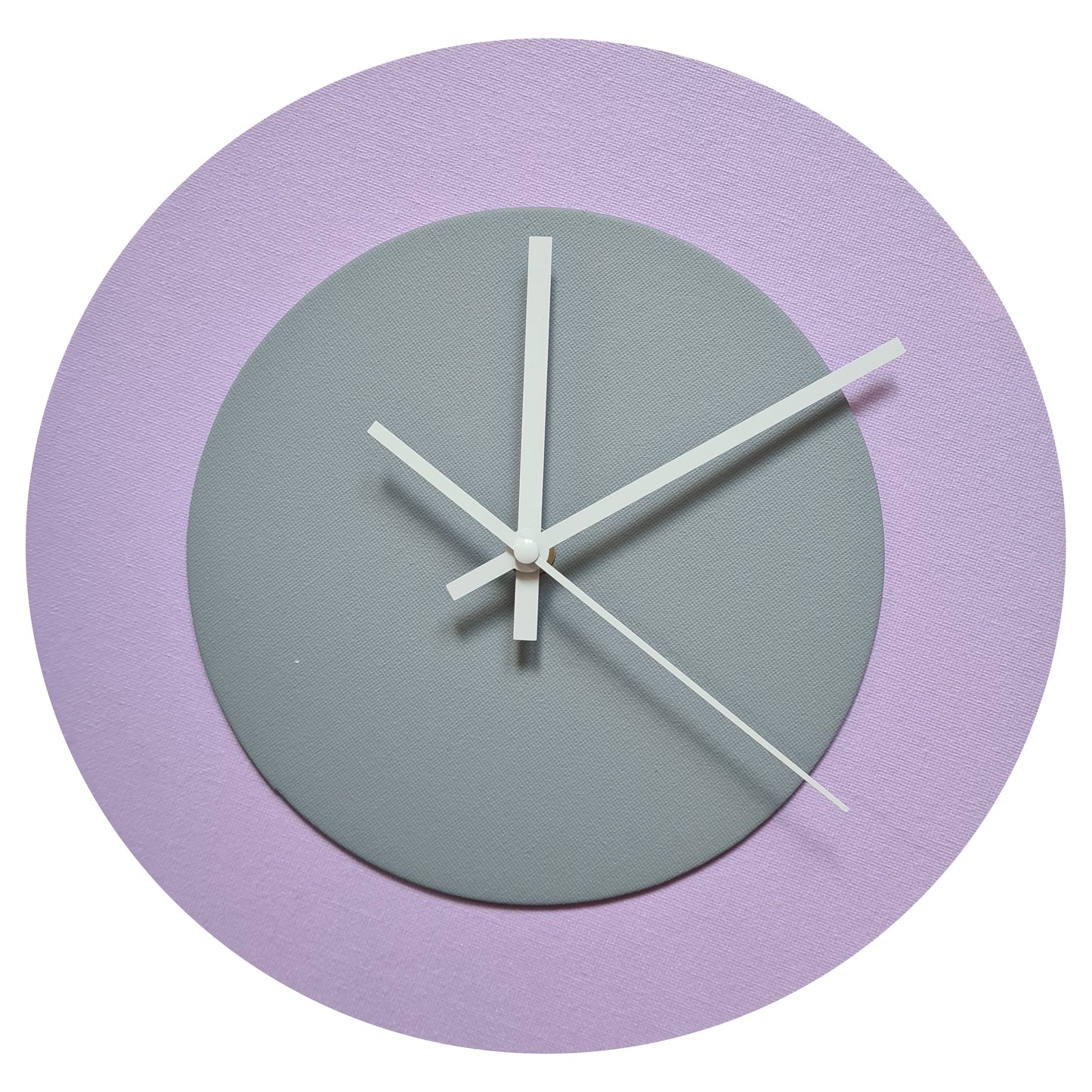 Pop Art Wanduhr Flieder  Grau mit weißen Zeigern 30 cm rund
