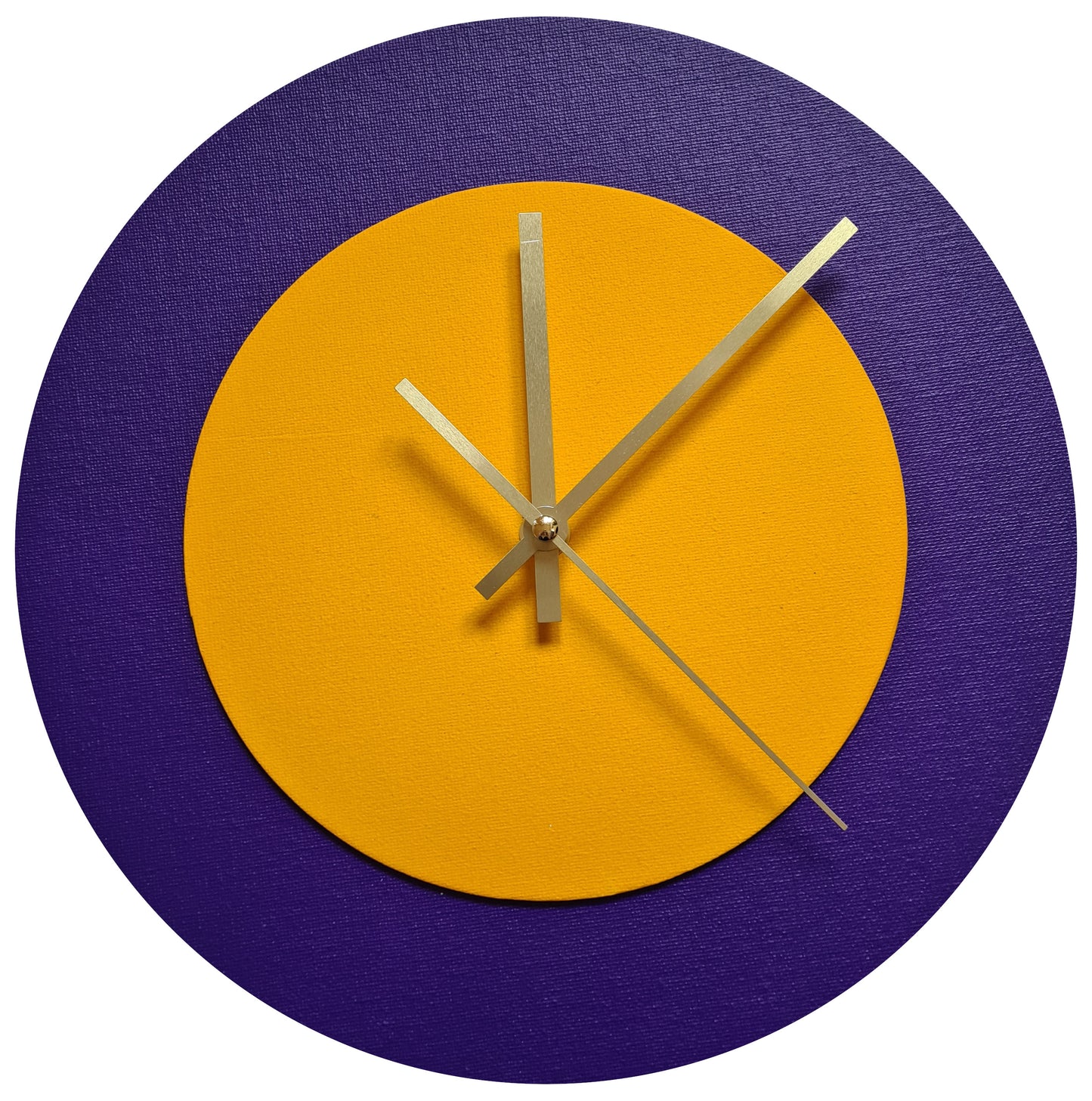 Pop Art Wanduhr Lila  Sonnengelb mit goldenen Zeigern 30 cm rund
