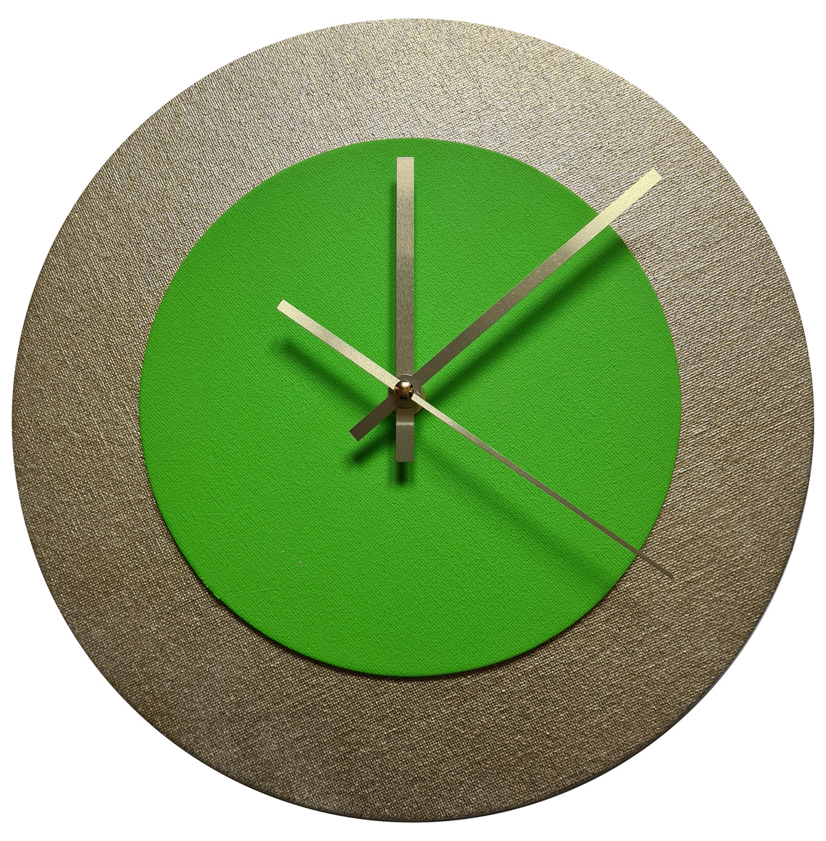 Pop Art Wanduhr Gold  Hellgrün mit goldenen Zeigern 30 cm rund
