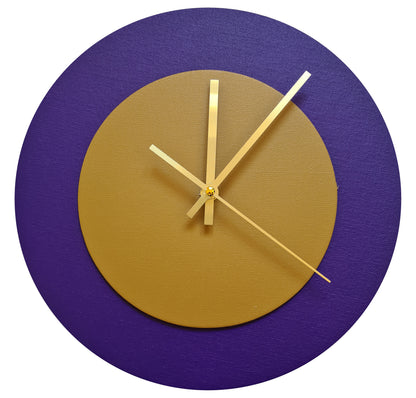 Pop Art Wanduhr Lila  Hellbraun mit goldenen Zeigern 30 cm rund
