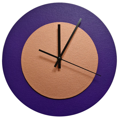 Pop Art Wanduhr Lila  Bronzefarben mit  schwarzen Zeigern 30 cm rund
